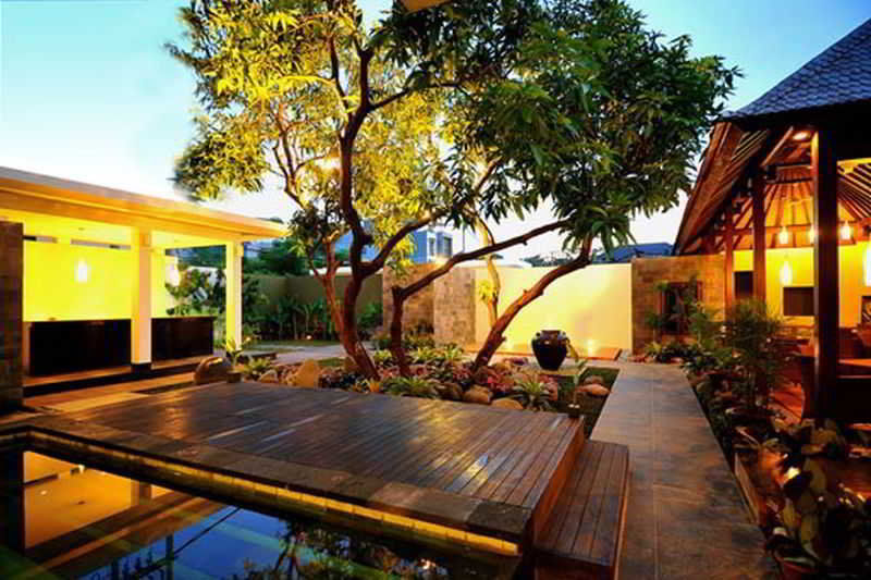 Gosyen Hotel Legian Εξωτερικό φωτογραφία